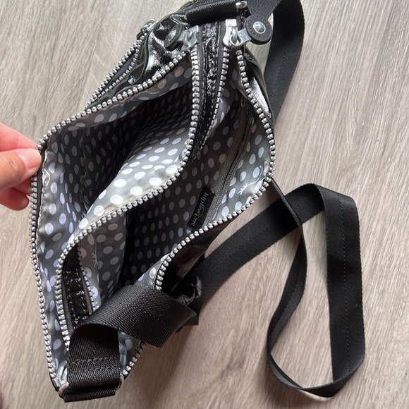 Kipling Crossbody - Picture 6 of 8